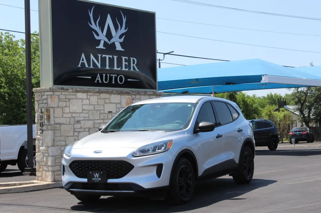 Silver 2020 FORD ESCAPE S for sale in Kerrville, TX
