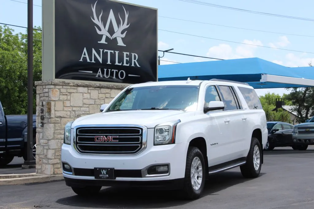 White 2018 GMC YUKON XL SLT for sale in Kerrville, TX