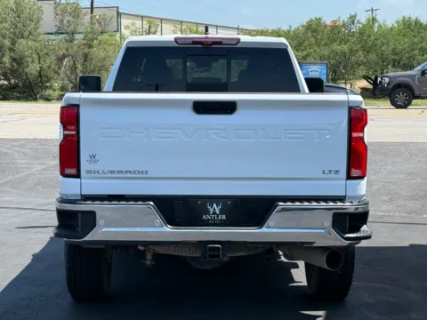 More photos of 2024 CHEVROLET SILVERADO 3500H LTZ at Antler Auto, TX