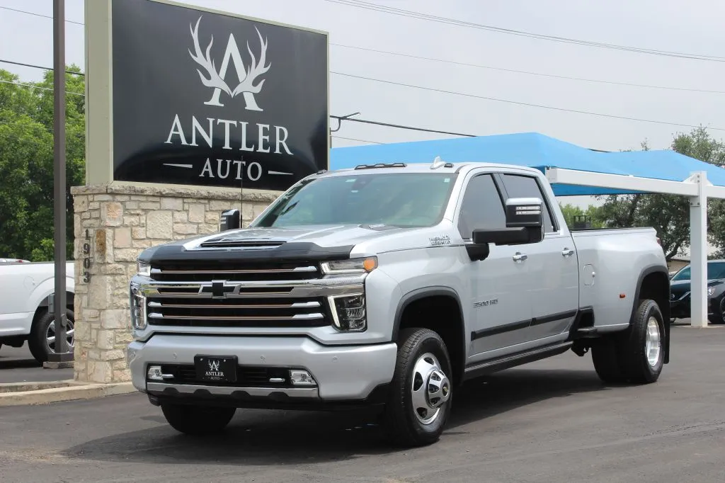 Silver 2021 CHEVROLET SILVERADO 3500H HIGH COUNTRY for sale in Kerrville, TX