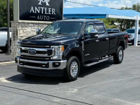 Black 2022 FORD F-350 SUPER DUT XLT for sale in Kerrville, TX
