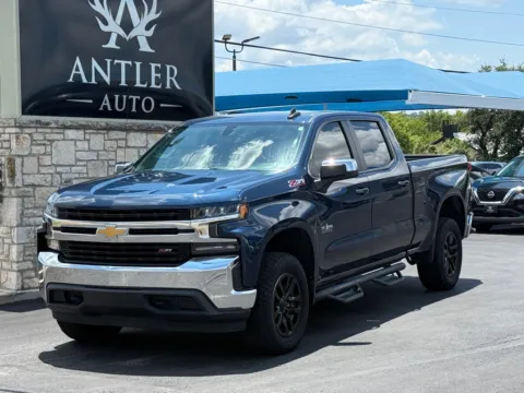 Blue 2019 CHEVROLET SILVERADO 1500 LT for sale in Kerrville, TX