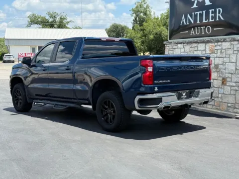 Another view of 2019 CHEVROLET SILVERADO 1500 LT for sale in Kerrville, TX at Antler Auto