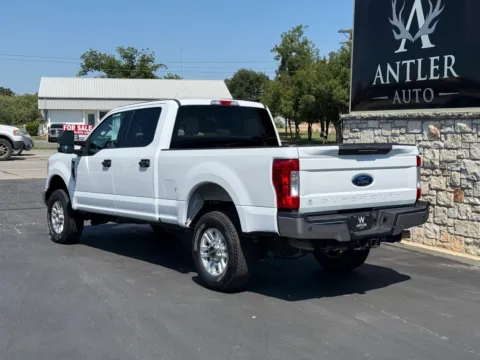 Another view of 2019 FORD F250 XLT for sale in Kerrville, TX at Antler Auto