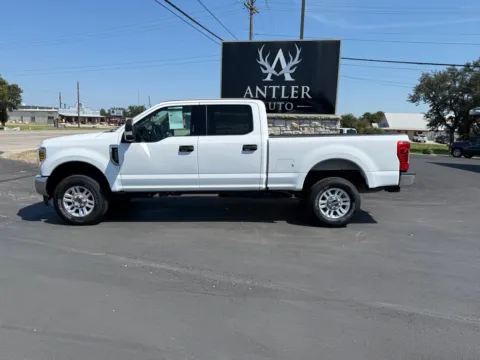 Photos of 2019 FORD F250 XLT for sale in Kerrville, TX at Antler Auto