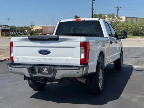 More photos of 2019 FORD F250 XLT at Antler Auto, TX