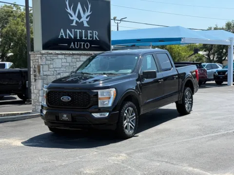 Black 2022 FORD F-150 XL for sale in Kerrville, TX