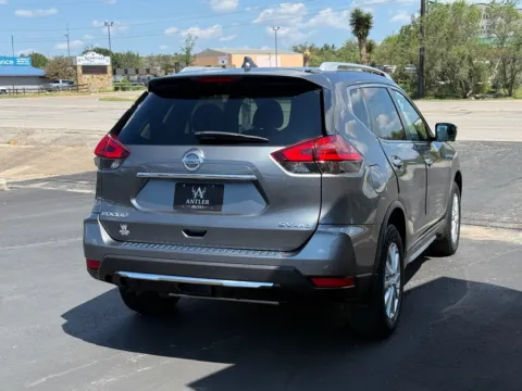 More photos of 2017 NISSAN ROGUE SV at Antler Auto, TX