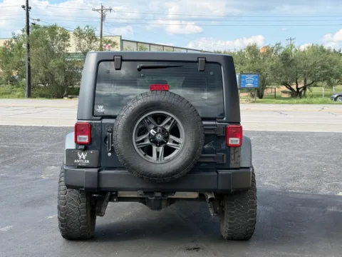 More photos of 2018 JEEP WRANGLER UNLIMI SPORT at Antler Auto, TX