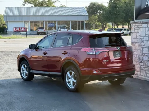 Another view of 2018 TOYOTA RAV4 LE for sale in Kerrville, TX at Antler Auto
