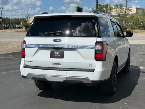 More photos of 2021 FORD EXPEDITION LIMITED at Antler Auto, TX