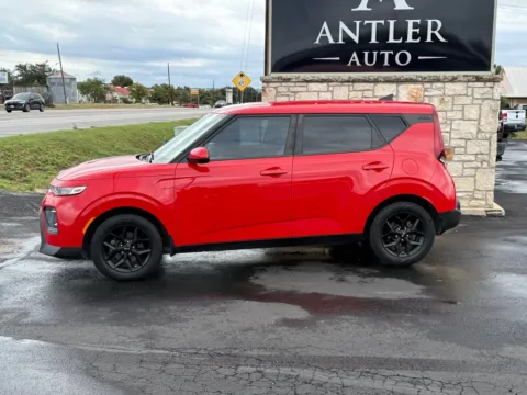 Photos of 2020 KIA SOUL S for sale in Kerrville, TX at Antler Auto
