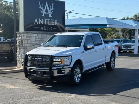 White 2020 FORD F-150 LARIAT for sale in Kerrville, TX