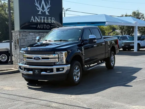 Black 2019 FORD F-250 SUPER DUT LARIAT for sale in Kerrville, TX