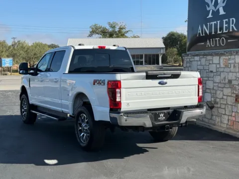 Another view of 2020 FORD F-250 SUPER DUT LARIAT for sale in Kerrville, TX at Antler Auto