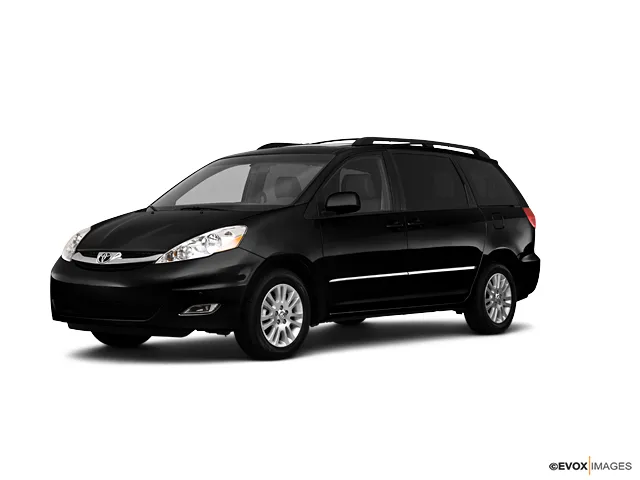 2010 TOYOTA SIENNA XLE for sale in Kerrville, TX