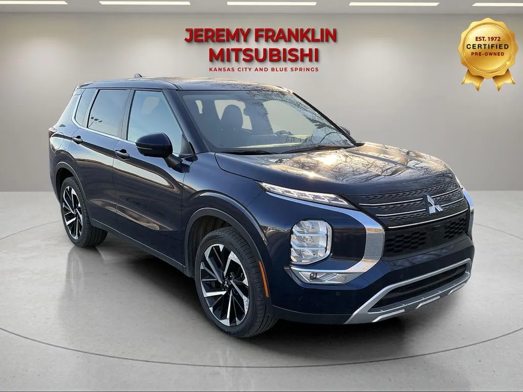 2024 Mitsubishi Outlander SE for sale in Kansas City, MO