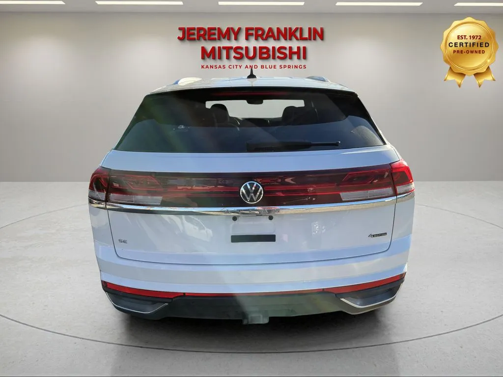 More photos of 2024 Volkswagen Atlas Cross Sport 2.0T SE w/Technology at Jeremy Franklin Mitsubishi, MO