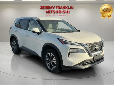 White 2023 Nissan Rogue SV for sale in Kansas City, MO