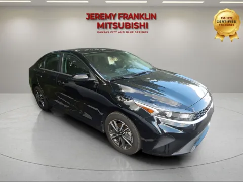 Black 2024 Kia Forte LXS for sale in Kansas City, MO