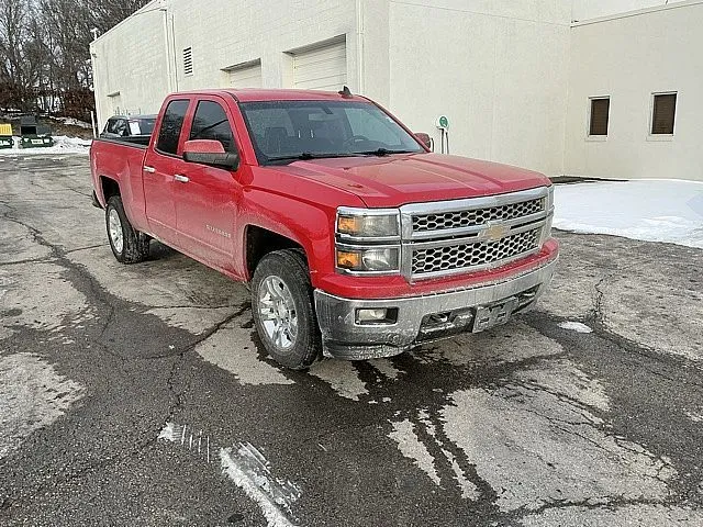 Red 2015 Chevrolet Silverado 1500 LT for sale in Kansas City, MO