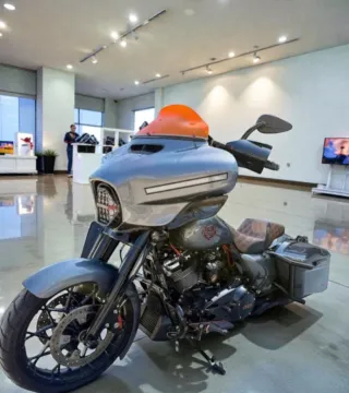 Photos of 2021 Harley-Davidson Street Glide Special for sale in Kansas City, MO at Jeremy Franklin Mitsubishi