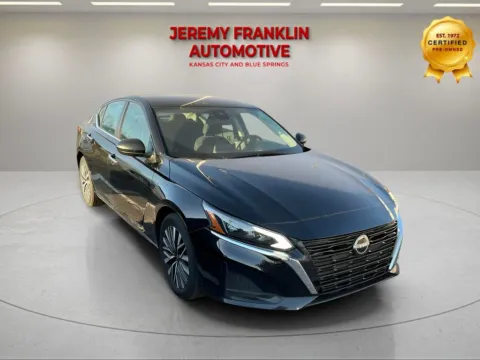 Black 2024 Nissan Altima 2.5 SV for sale in Kansas City, MO