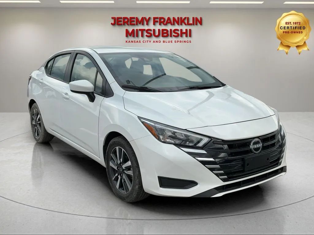 White 2025 Nissan Versa 1.6 SV for sale in Kansas City, MO