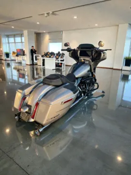 More photos of 2023 Harley-Davidson Street Glide CVO at Jeremy Franklin Mitsubishi, MO