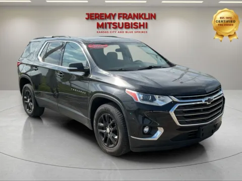 Black 2019 Chevrolet Traverse LT for sale in Kansas City, MO