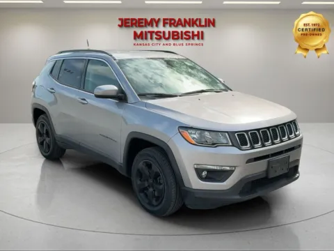 Silver 2017 Jeep New Compass Latitude for sale in Kansas City, MO