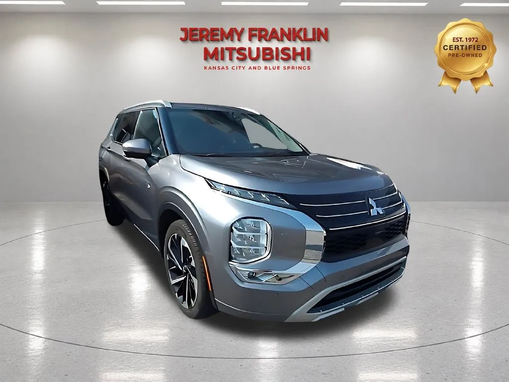 2023 Mitsubishi Outlander Plug-In Hybrid SEL