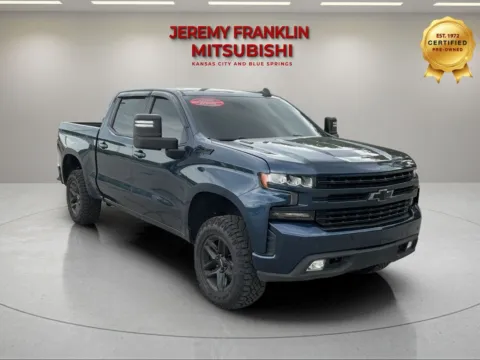 Blue 2020 Chevrolet Silverado 1500 RST for sale in Kansas City, MO