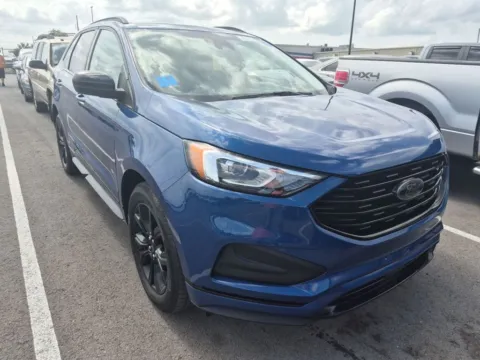 Photos of 2022 Ford Edge SE for sale in Kansas City, MO at Jeremy Franklin Mitsubishi