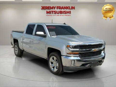 Silver 2018 Chevrolet Silverado 1500 LT for sale in Kansas City, MO