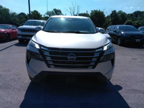 Silver 2024 Nissan Rogue SV for sale in Kansas City, MO