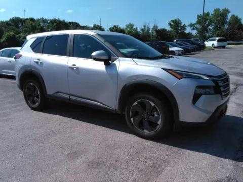 More photos of 2024 Nissan Rogue SV at Jeremy Franklin Mitsubishi, MO