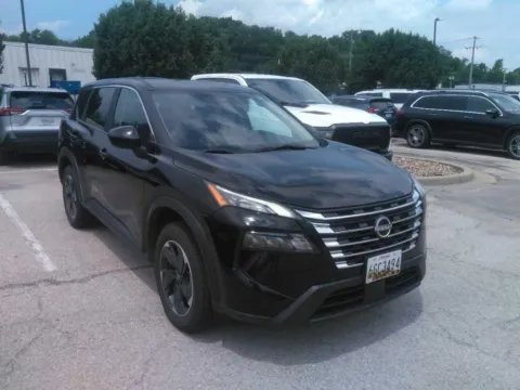 More photos of 2024 Nissan Rogue SV at Jeremy Franklin Mitsubishi, MO