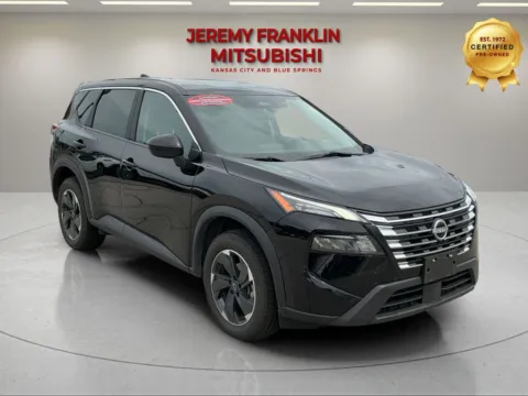 Black 2024 Nissan Rogue SV for sale in Kansas City, MO