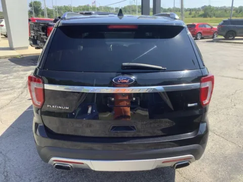 More photos of 2016 Ford Explorer Platinum at Jeremy Franklin Mitsubishi, MO