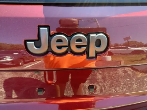 More photos of 2018 Jeep Grand Cherokee Overland at Jeremy Franklin Mitsubishi, MO