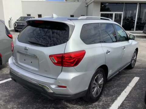 Photos of 2019 Nissan Pathfinder SL for sale in Kansas City, MO at Jeremy Franklin Mitsubishi