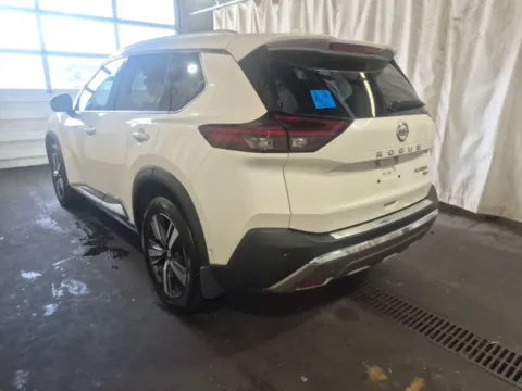 More photos of 2021 Nissan Rogue Platinum at Jeremy Franklin Mitsubishi, MO