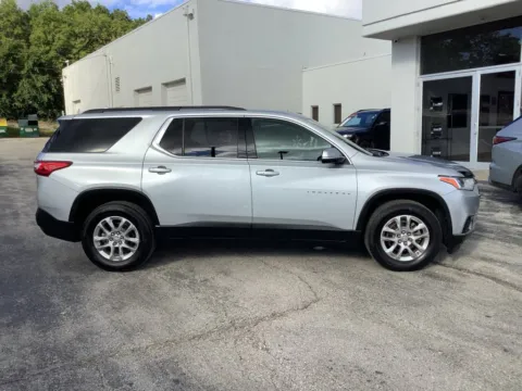 Photos of 2019 Chevrolet Traverse 3LT for sale in Kansas City, MO at Jeremy Franklin Mitsubishi