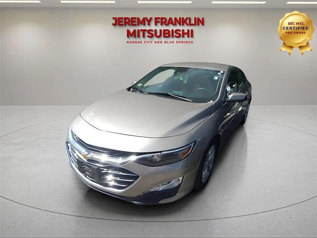 Gray 2024 Chevrolet Malibu LT for sale in Kansas City, MO