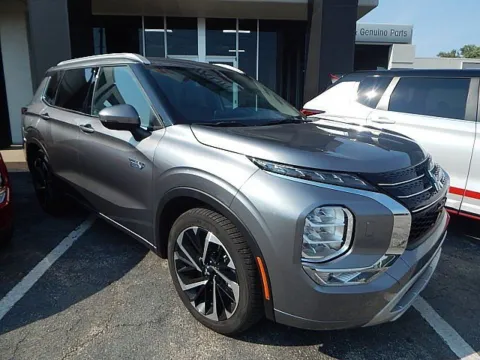 Photos of 2023 Mitsubishi Outlander PHEV SEL for sale in Kansas City, MO at Jeremy Franklin Mitsubishi