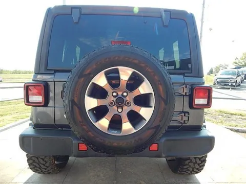 More photos of 2018 Jeep Wrangler Unlimited Sahara at Jeremy Franklin Mitsubishi, MO