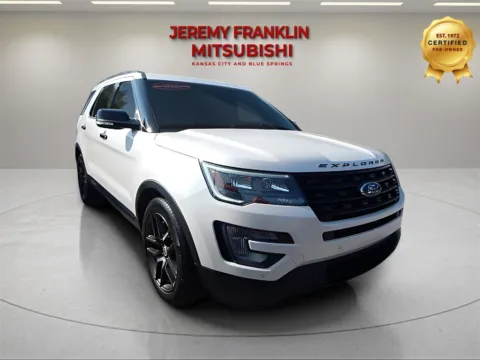 White 2017 Ford Explorer Sport for sale in Kansas City, MO