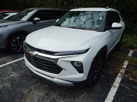 White 2024 Chevrolet TrailBlazer LT for sale in Kansas City, MO