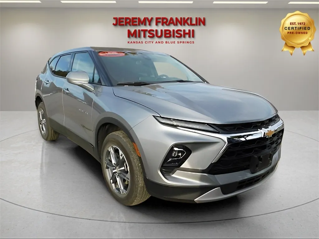 Gray 2025 Chevrolet Blazer LT for sale in Kansas City, MO